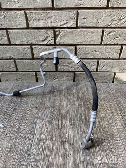 Volkswagen Tiguan Трубка кондиционера