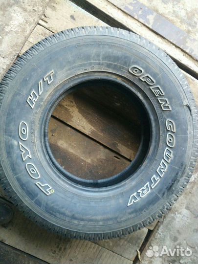 Toyo Open Country H/T 235/75 R15