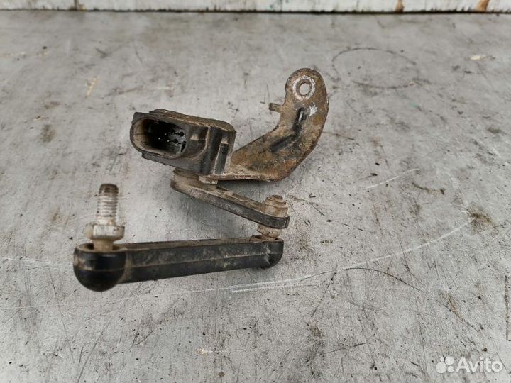 Датчик дорожного просвета Bmw E60