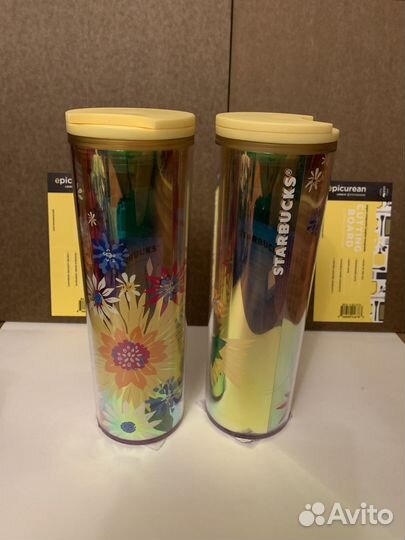 Пластиковый тамблер Starbucks