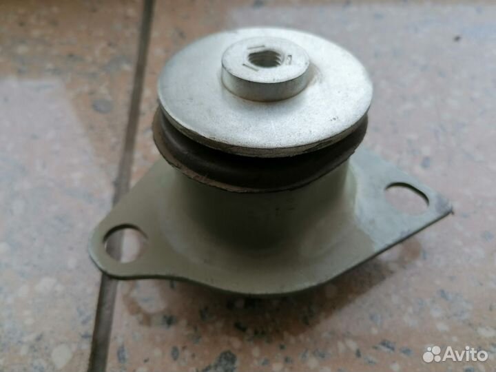 С-б.подрамника дв.лев.зад.audi 100/A6 90-97