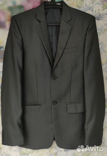 Классический костюм новый, обмен
