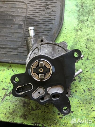 Насос топливный VW B6 Bosch