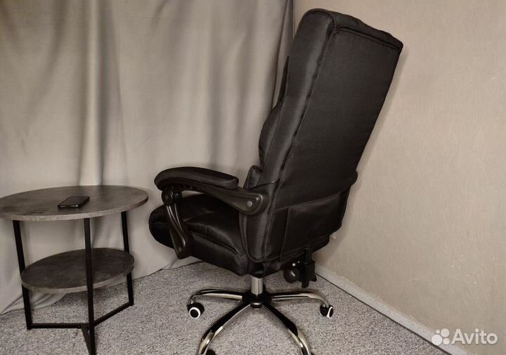 Офисное кресло Boss