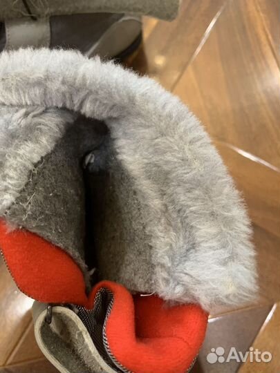 Лыжные ботинки