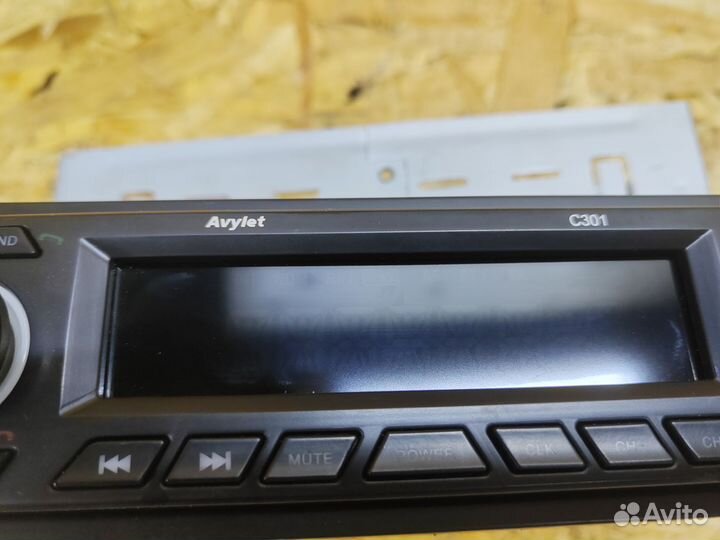 Магнитола Avylet c301
