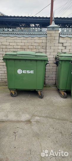 Мусорный контейнер бак пластик