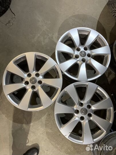 R-18., 5 на 115., три литых Диска Opel, original