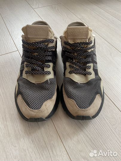 Кроссовки adidas