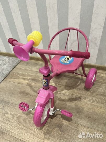 Детский трехколесный велосипед