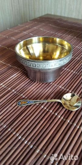 Серебряная солонка с ложкой