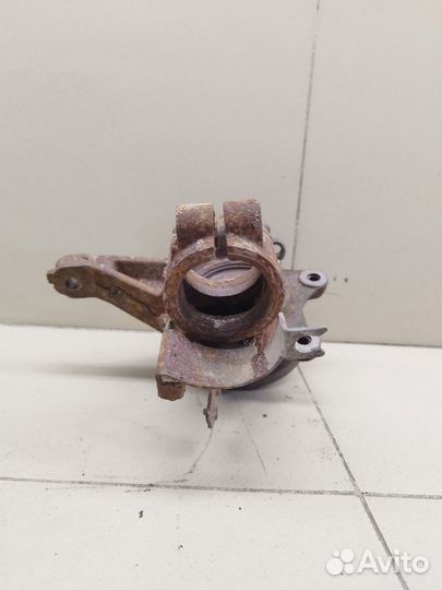 Кулак поворотный передний правый Xsara 2000-2005