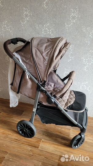 Продам прогулочную коляску