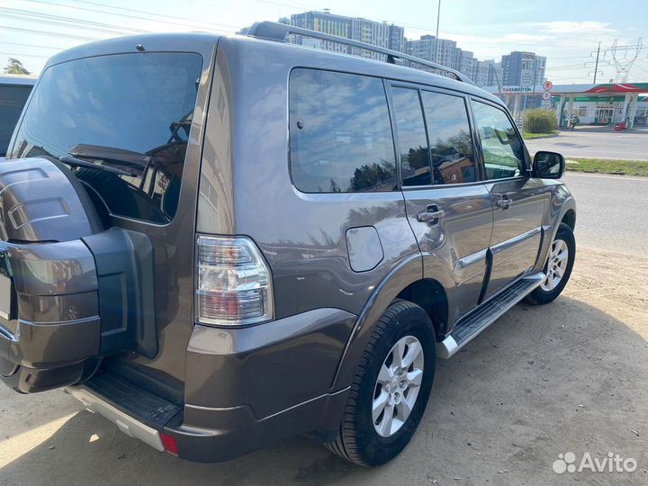 Mitsubishi Pajero 3.0 AT, 2012, 113 800 км