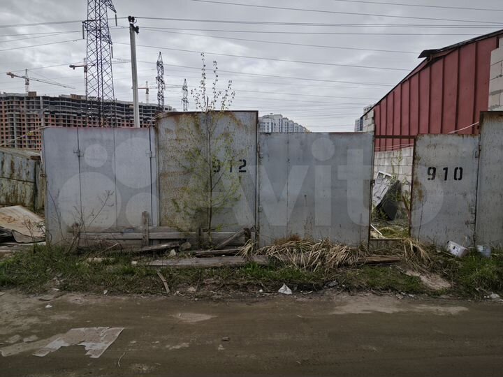 Гараж, > 30 м²