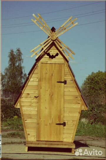 Дачный туалет деревянный QIM