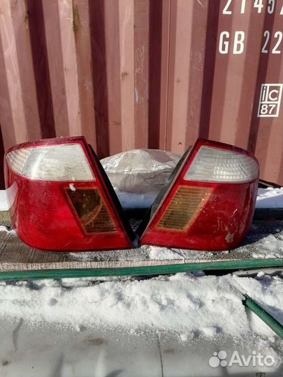 Фонари задние premio zzt 240