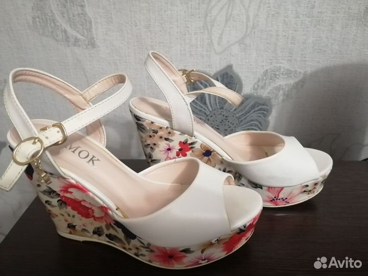 Босоножки женские 37 размер