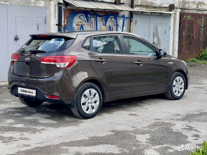 Kia Rio 1.4 AT, 2016, 137 000 км