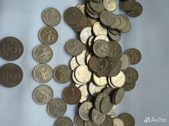 Монеты разные:разных лет и номинала