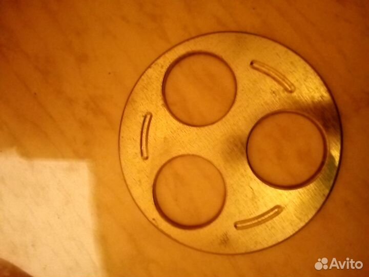 Продам пельменица хорошо состоянии