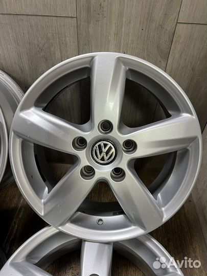 Volkswagen 5*112 R15x6J Et47 dia 57.1 Replica