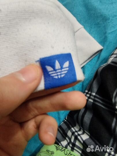 Черно-белое худи adidas