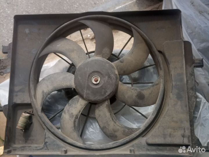 Диффузор радиатора hyundai solaris 2