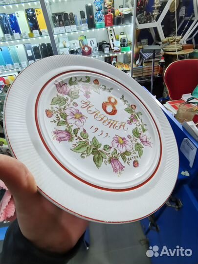 Тарелка фаянс 8 марта (зик) конаково