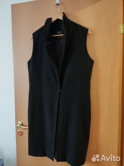 Жилетка безрукавка женская 46-48