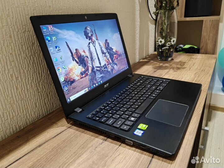 Acer i3 / 8 gb / 940mx / SSD 256 gb