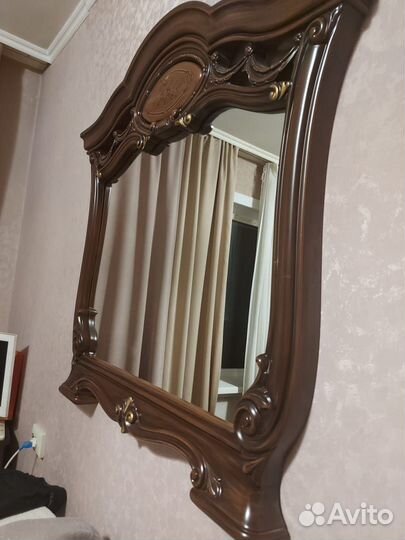 Зеркало настенное