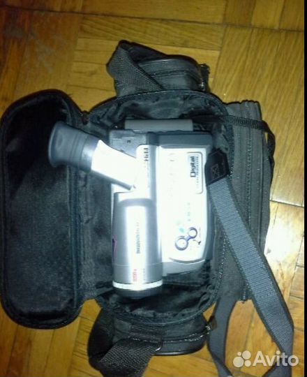 Видеокамера Smsung vp-w80