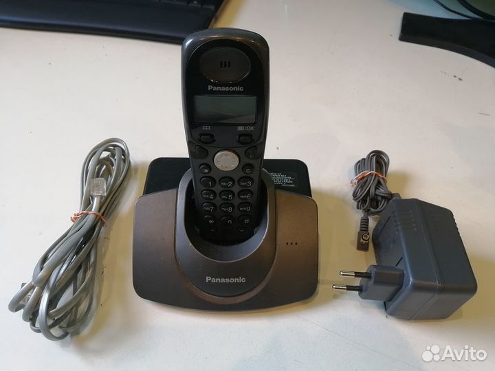 Телефон Panasonic KX-TG1105RU