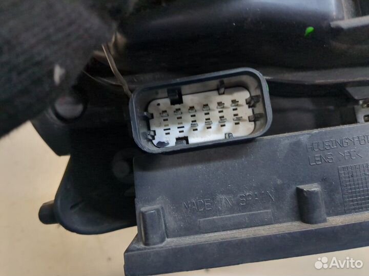 Фара (передняя) Porsche Cayenne, 2003