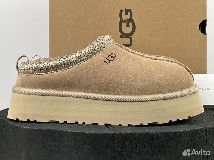 Сабо на платформе UGG Tazz Platform Sand