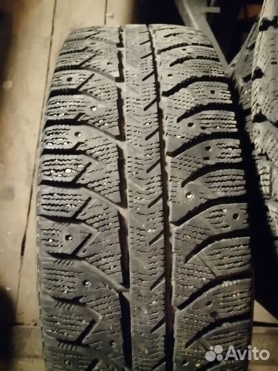 Bridgestone Ice Cruiser 7000 195/65 R15 91