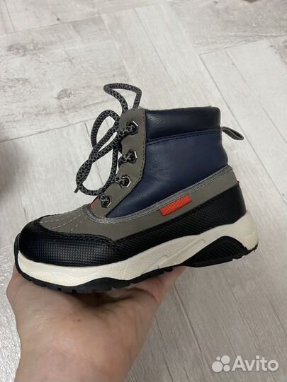 Ботинки демисезонные для мальчика 24