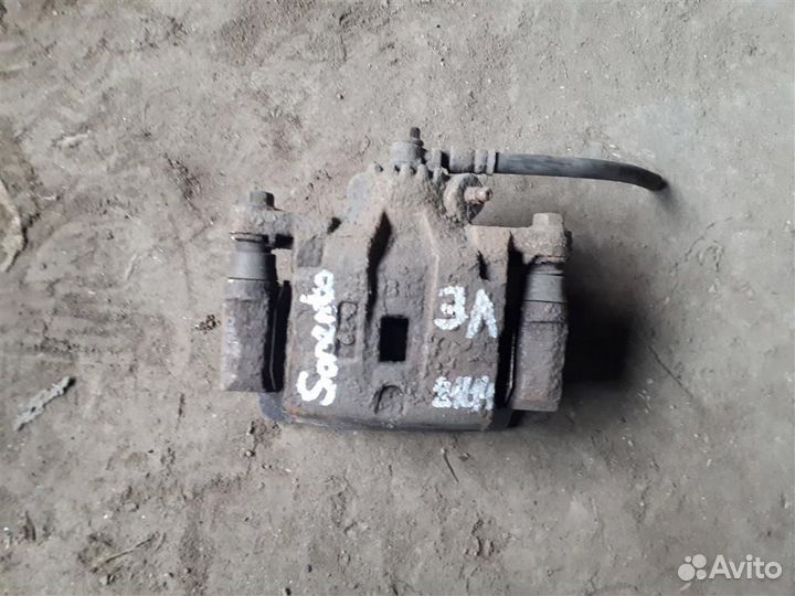 Суппорт задний левый Kia Sorento 2002-2009