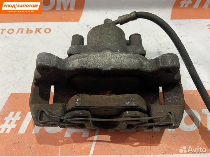 Суппорт тормозной передний правый Volkswagen Golf