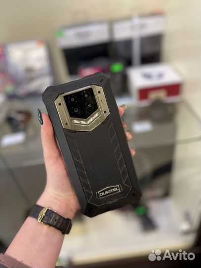 Смартфон Oukitel