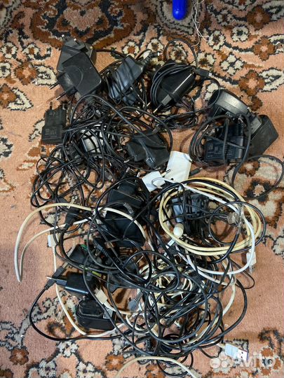 Зарядка для телефона