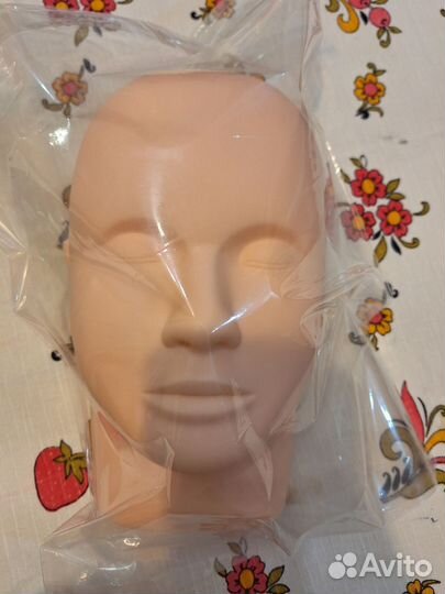 Манекен, лицо для массажа, для наращивания ресниц