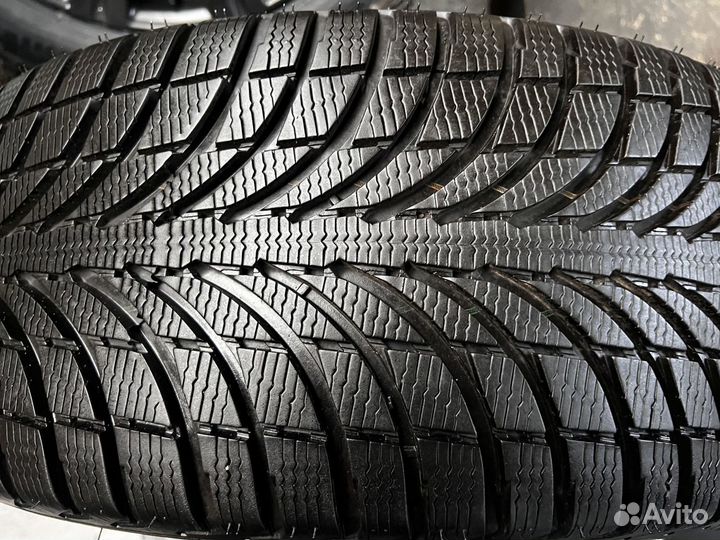 Michelin Latitude Alpin LA2 255/45 R20