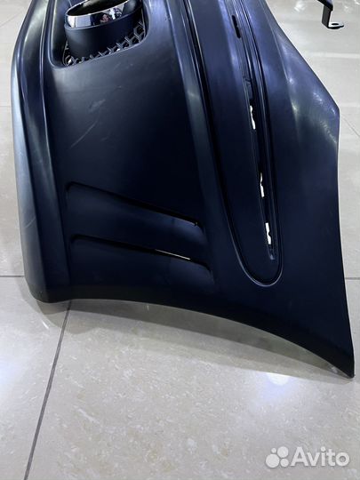 Передний бампер 211 mercedes 63