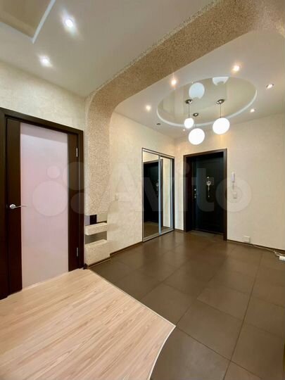 2-к. квартира, 55 м², 2/9 эт.