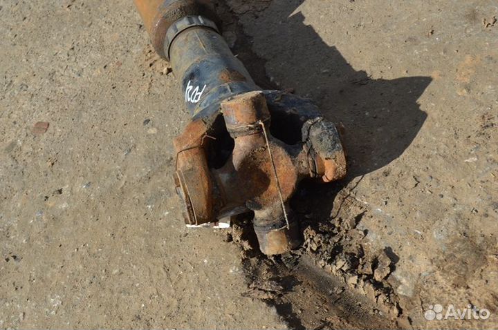 Карданный вал mack DM690S