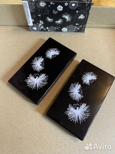 Палетки теней оригинал разные