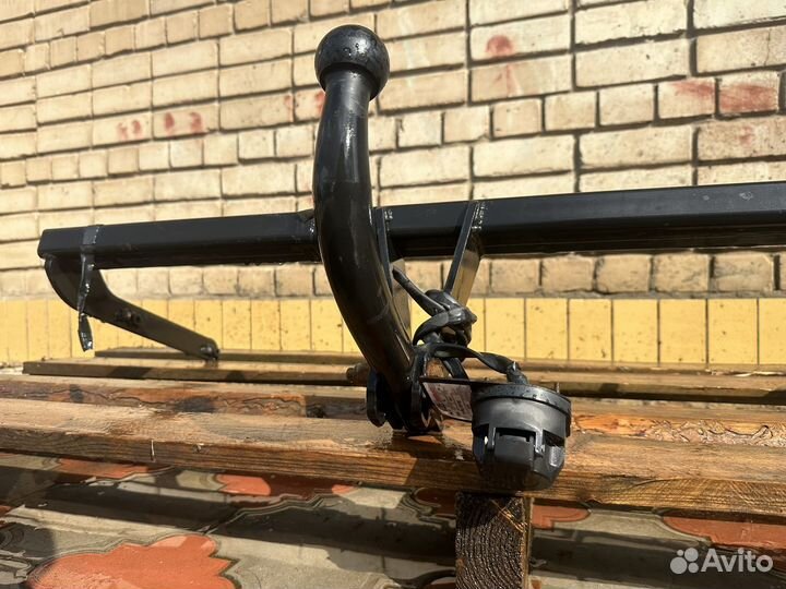 Фаркоп для Skoda Rapid 2/VW polo 6