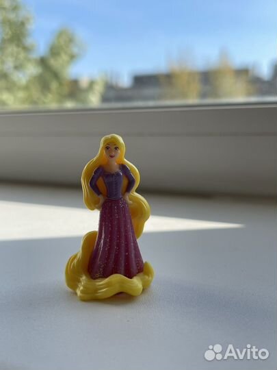 Бронь. Игрушки из киндера - принцессы Диснея
